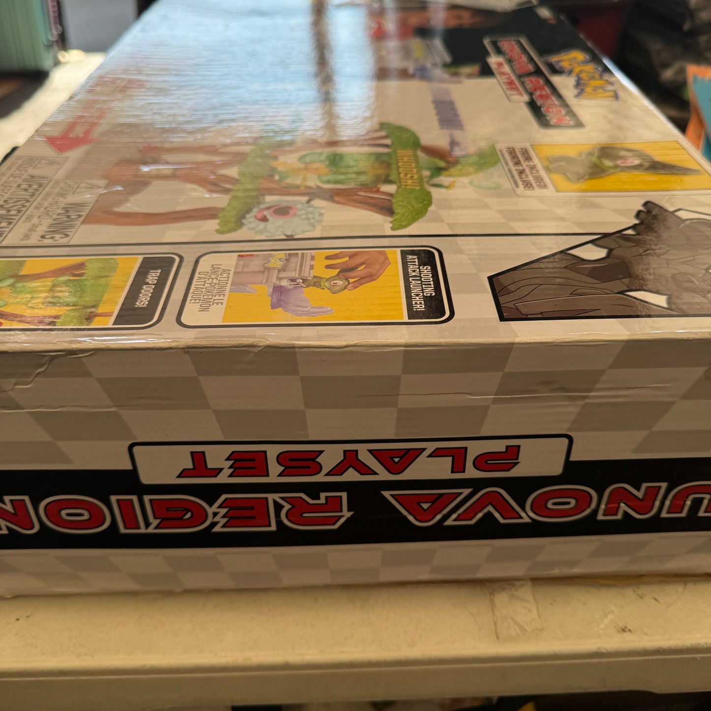 POKEMON Jakks Pacific 2011 UNOVA REGION PLAYSET - USED